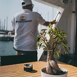 Discoverboat - Pita - Exclusive Boat&breakfast