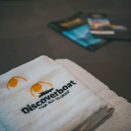 Botel Discoverboat - Pita - Exclusive Boat&breakfast *