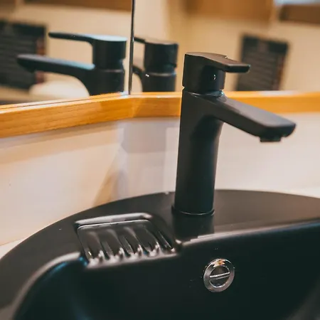 Bateau-hôtel Discoverboat - Pita - Exclusive Boat&breakfast *