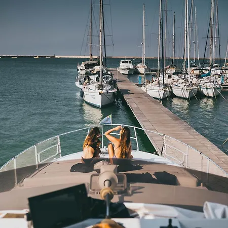 Discoverboat - Pita - Exclusive Boat&breakfast 巴里